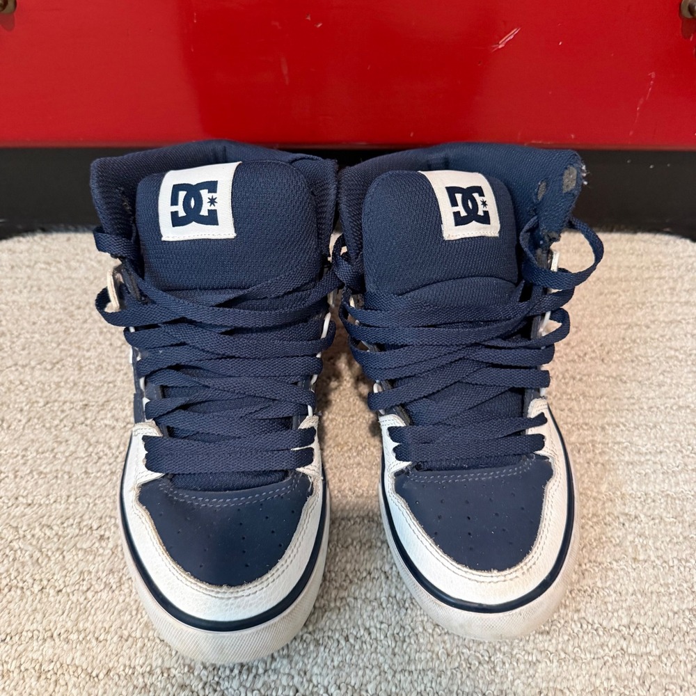 DC Shoes Pure High-Top Skate Sneakers Navy Blue White Kids Size 6 Skater Style